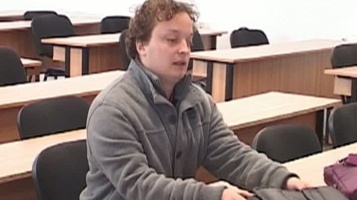 "Vreau să văd stelele din nou" - un tânăr nevăzător are nevoie de ajutor pentru a vedea din nou