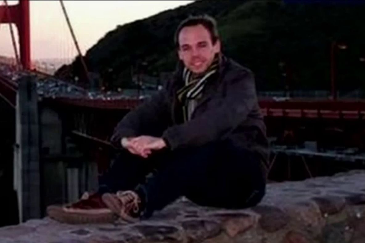 Copilotul care a prăbușit avionul Germanwings a cumpărat 2 AUDI, cu câteva zile înainte de impact 