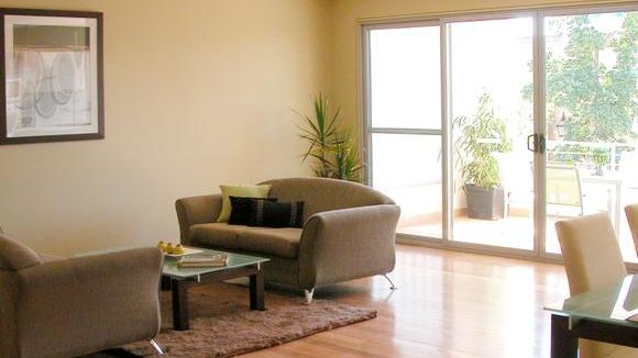 Au vrut să închirieze o casă. Ce au găsit înăuntru depăşeşte orice imaginaţie