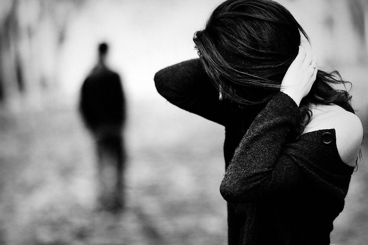 5 semne că nu trebuie să vă mai împăcaţi