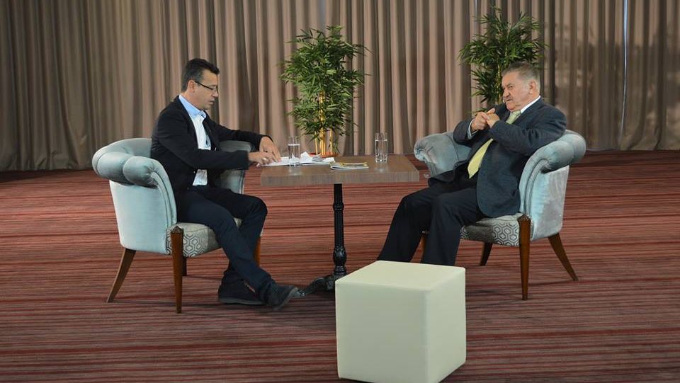 Ce legătură există între Marin Dumitru - denunţătorul lui Vanghelie, România TV şi Antena 3