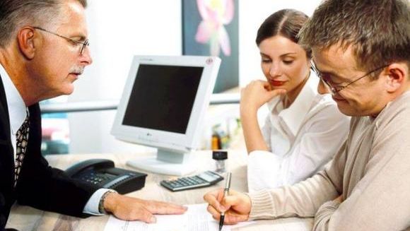 O bancă din România face angajări. Uite ce condiţii trebuie să îndeplineşti! 