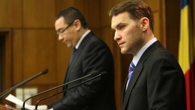 Atanasiu: Cum a devenit Dan Şova "un personaj care trebuie apărat" pentru Victor Ponta