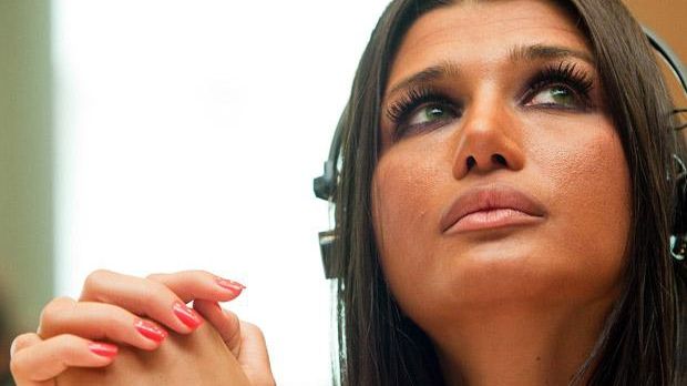 Denunțător. Cum a finanțat Marian Vanghelie campania Elenei Băsescu. Bani pentru semnături