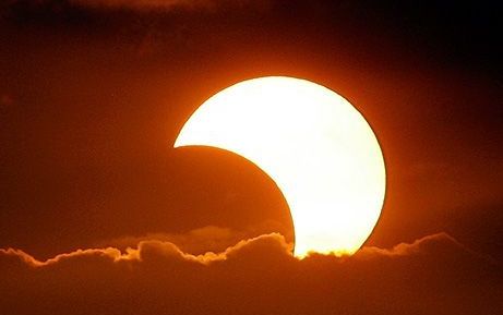 Cea mai ciudată zi din secolul 21. Nu e doar eclipsa de soare