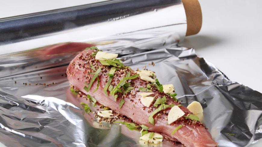 "Otrava" din folia de aluminiu. Cât de nocivă este