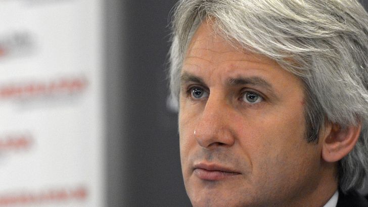 Teodorovici, întrebat de presă ce colecționează. Ponta: ”Nu cădea în capcană! Zi mașinuțe” 