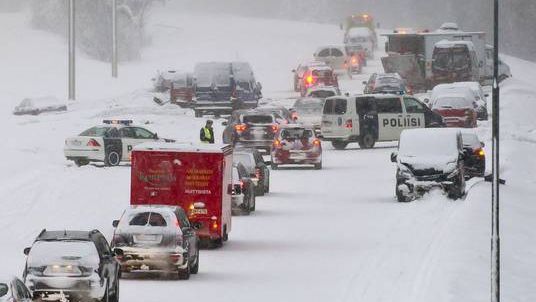 Un șofer finlandez a fost amendat cu 54.000 de euro