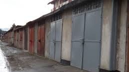 Reprezentanţii Primăriei, şocaţi de ce au descoperit în garajele ilegale din Satu Mare