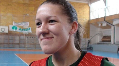 Handbalistă de la HCM Baia Mare atacată şi lovită de şase ori în zona capului de un tâlhar!