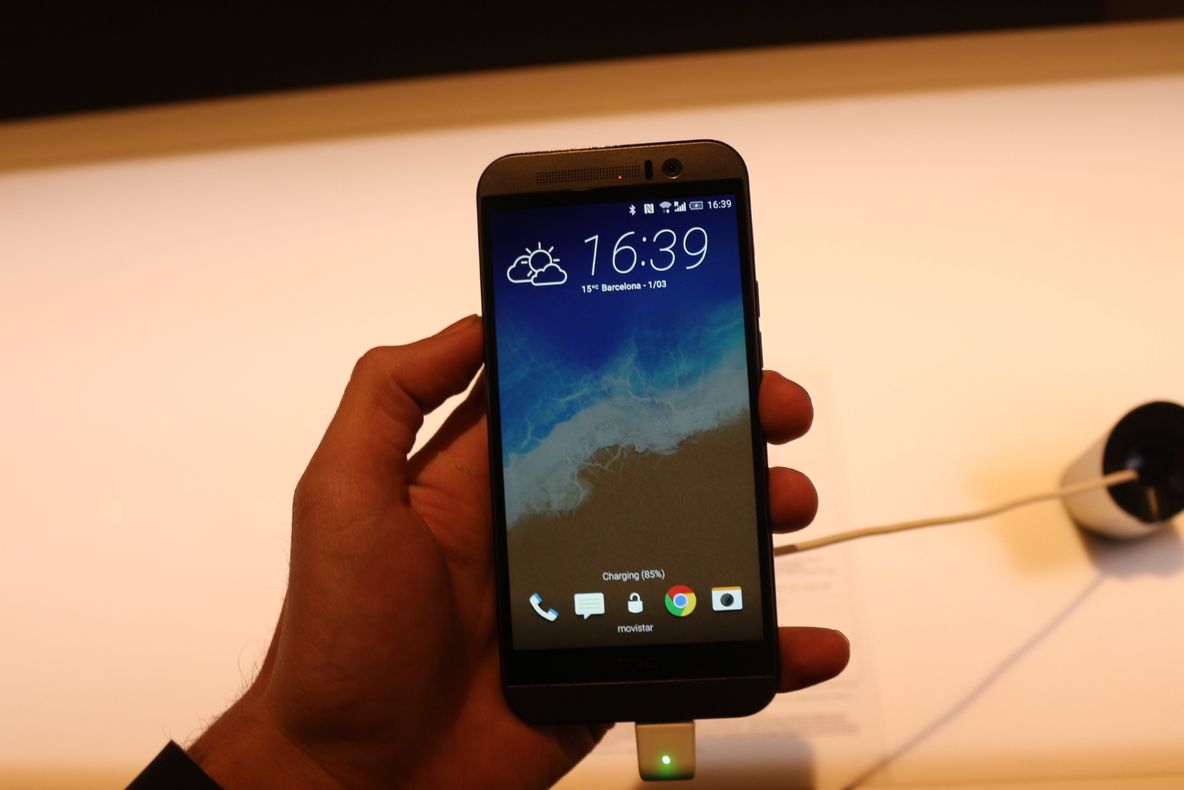 Acesta e telefonul de vis de la HTC! Vezi cum se prezintă în primele teste!