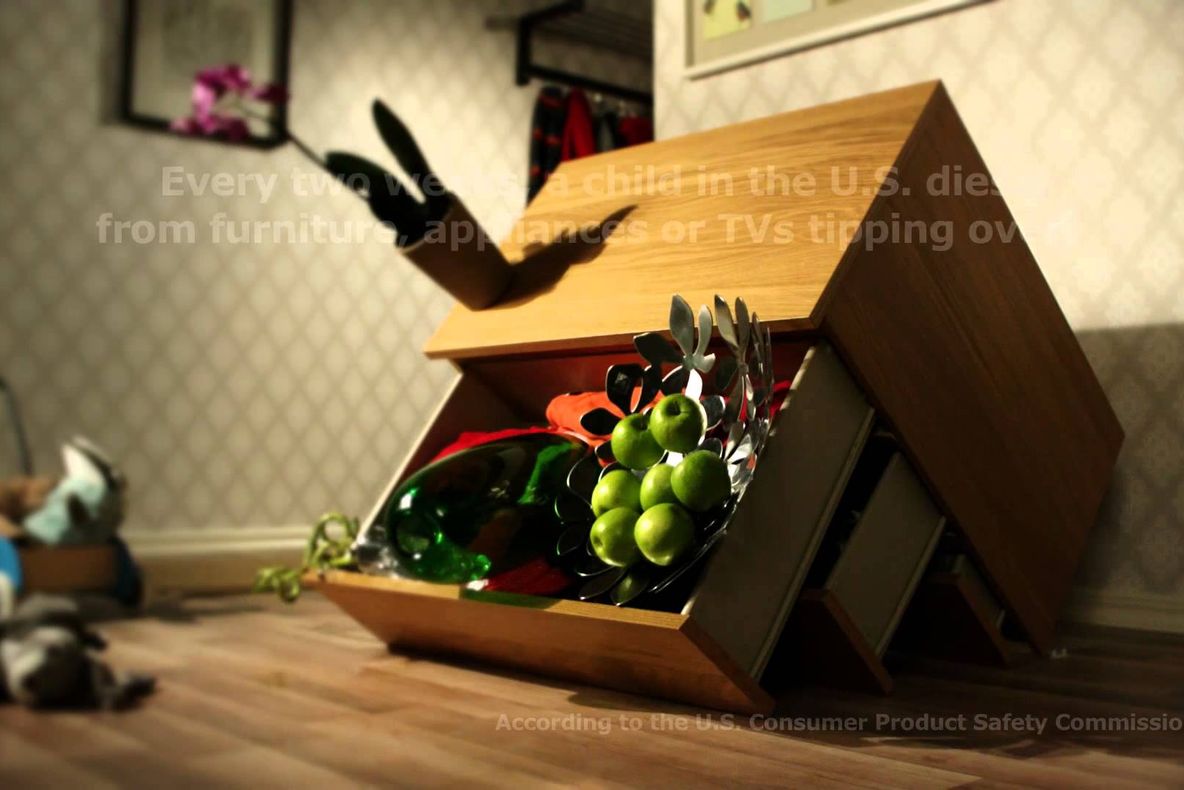 Ikea avertizează! Cum îţi salvezi copilul de pericolele din casă