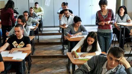 Simulare Bacalaureat 2015. Astăzi are loc proba la Limba maternă