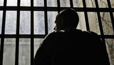 Un cunoscut jurnalist turc de investigații, arestat pentru difuzarea de secrete de stat 