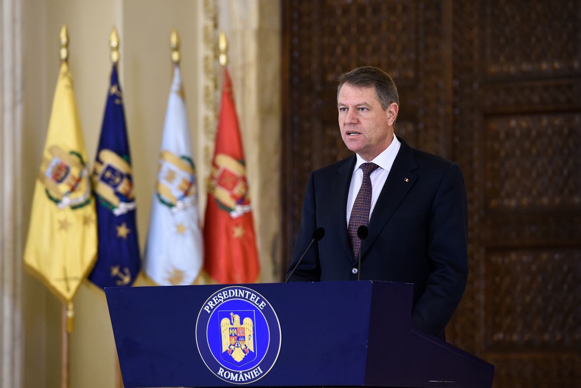 Iohannis participă la prezentarea raportului privind activitatea MAI pe 2014 