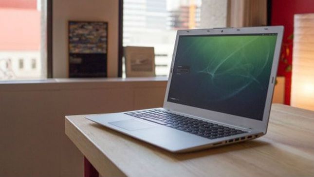 Cel mai ușor mod în care să îți activezi computerul: Te apropii și e gata de folosire!