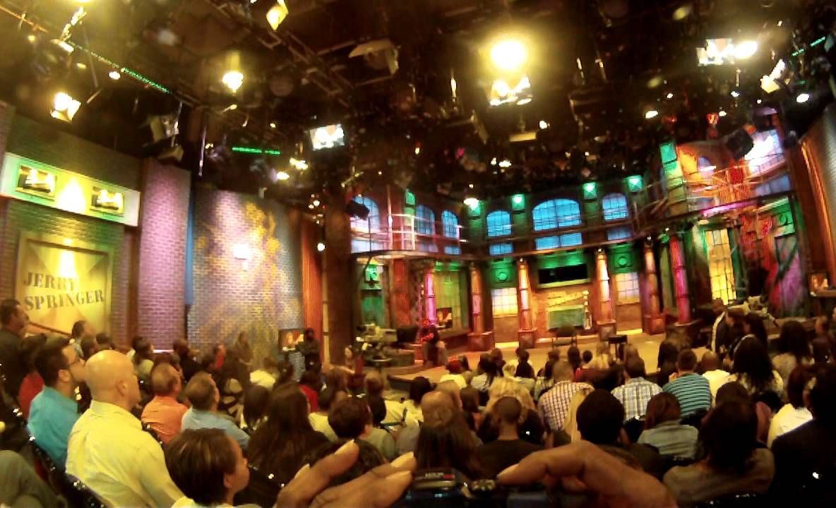 O producătoare TV, acuzată că şi-a omorât sora