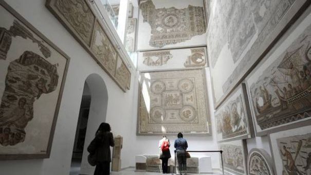 MAE: Printre victimele atacului din Tunisia nu s-ar afla și români 