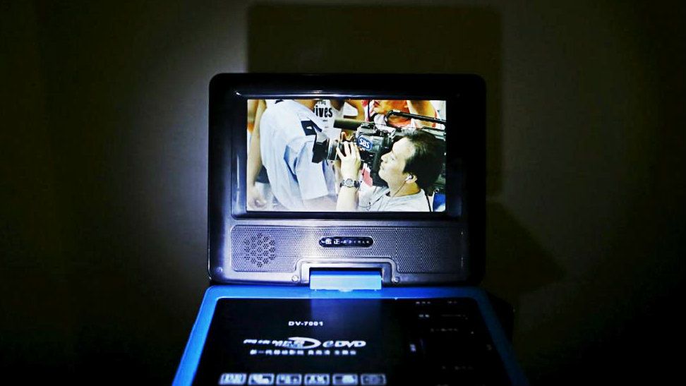 Gadgetul acesta poate dărâma comunismul din Coreea de Nord! Cum înving oamenii cenzura!