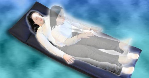 Paranormal. Femeia care poate ieşi din corp de câte ori vrea