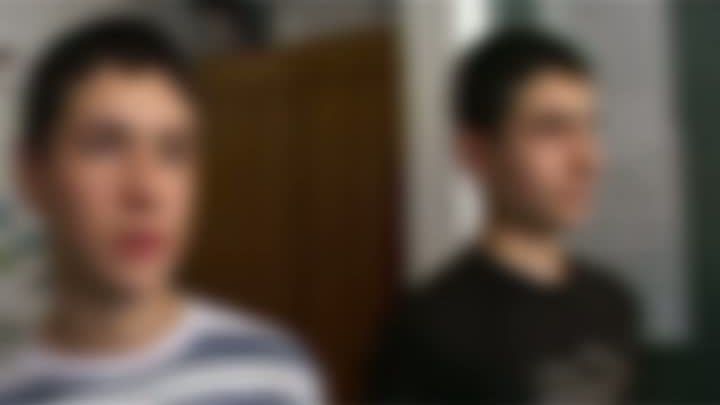 Calvar pentru doi orfani din Argeş, din partea asistentei maternale - detalii groaznice ale abuzului