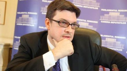 Ovidiu Raețchi (PNL): Oare Ponta vorbește cu Iulian Herțanu, cumnatul său evazionist?
