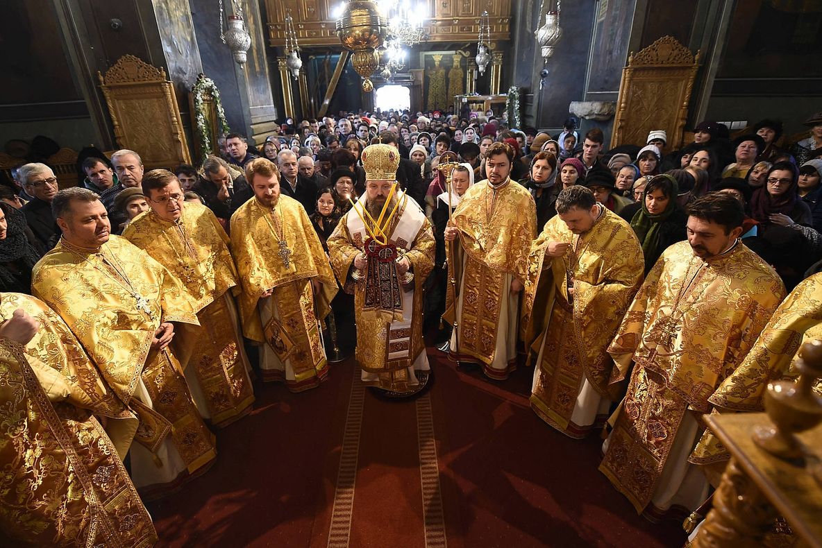 Sărbătoare importantă azi, în România. Mulţi români îi poartă numele