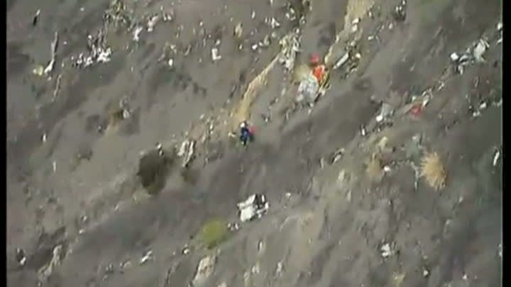 Avion prăbuşit Franţa.Mărturia unei eleve, martora catastrofei: Am crezut că e cutremur sau avalanşă