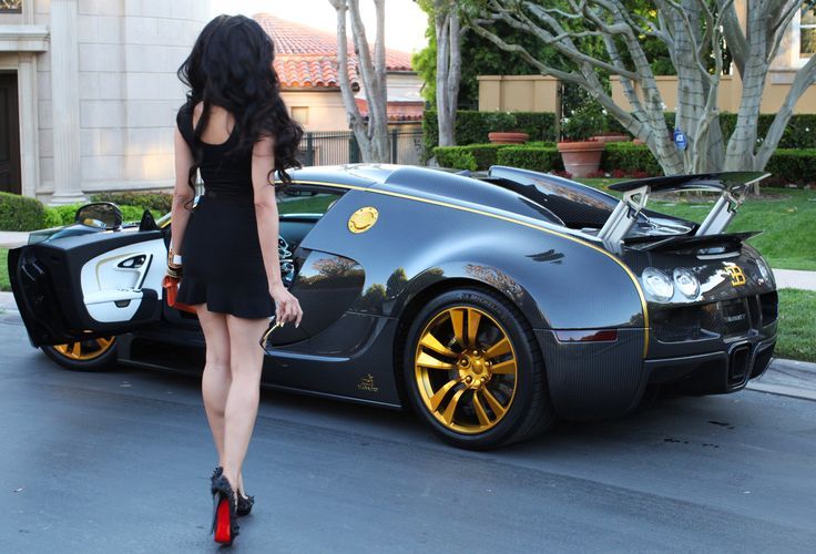 FABULOS! Cum reacţionează femeile, invitate la sex în Bugatti Veyron ! 