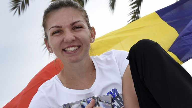 Prințul, dezamăgit de Simona Halep. El i-a dat bani şi maşini, ea nu-i răspunde la telefon