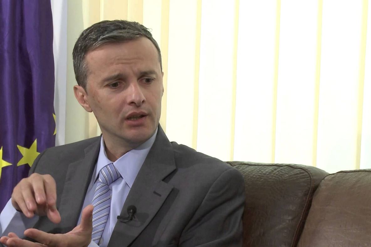 Consilierul lui Ponta: Putem redue TVA la 9% la alimente în următoarele luni