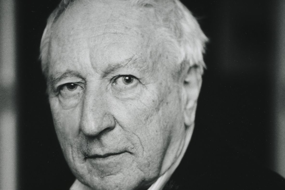 A murit un laureat al premiului Nobel pentru Literatură 