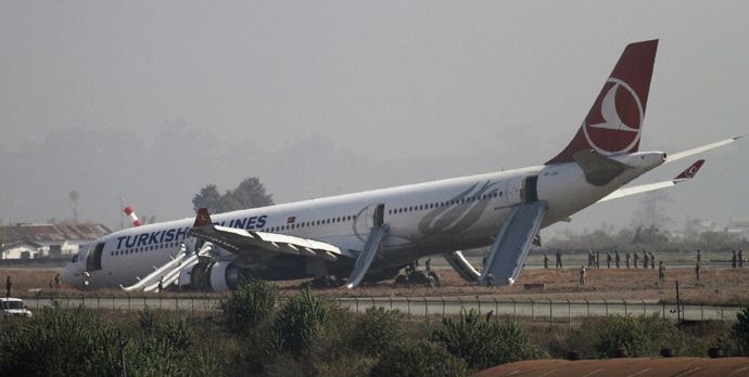 Un avion Turkish Airlines a ieşit de pe pistă la decolare, în Nepal