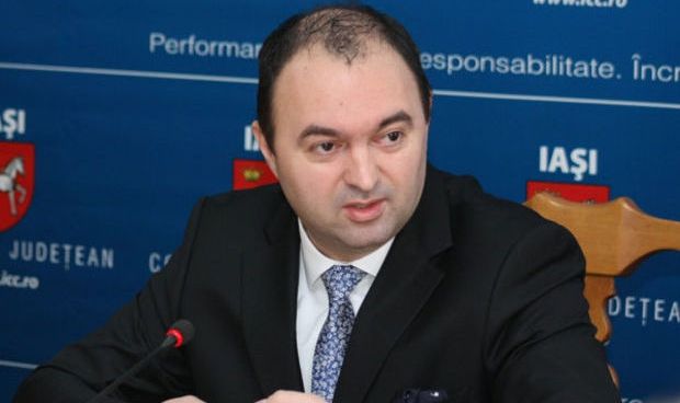 Procurorii DNA au descins la Consiliul Județean Iași. Cristian Adomniţei, suspiciuni de corupție