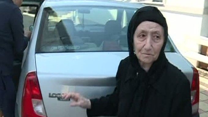 Prima declaraţie a mamei lui Gigi Becali după eliberarea acestuia din puşcărie