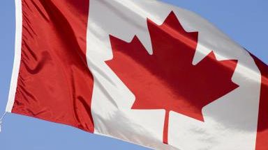 Victor Ponta anunţă relaxarea parţială a vizelor pentru românii care vor să călătorească în Canada