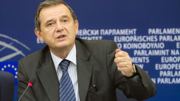 Europarlamentarii PPE protestează împotriva înlocuirii Realității TV în grila Parlamentului European