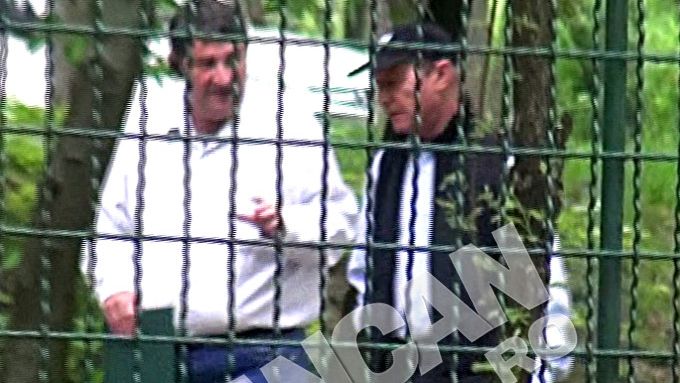 Imagini uluitoare cu Traian Băsescu, surprins în Herăstrău. Cu cine s-a întâlnit fostul președinte 