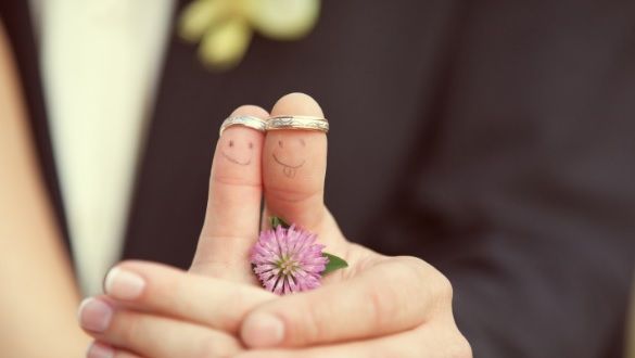 Cea mai vânată burlăciţă din Iaşi s-a căsătorit. Moşteneşte o avere fabuloasă