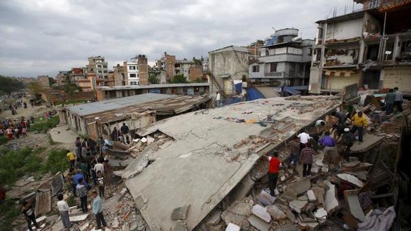 CUTREMUR NEPAL. Centrul istoric din Kathmandu, devastat de seism 