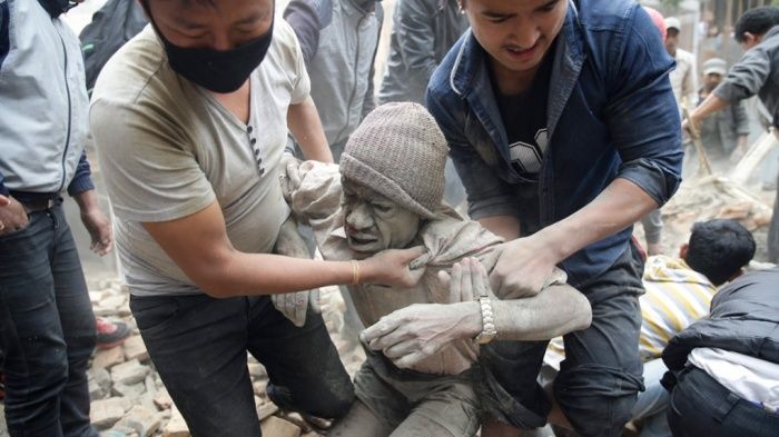 Cutremurul din Nepal a lăsat în urmă imagini apocaliptice