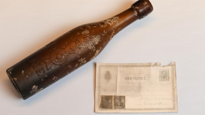 Mesaj în sticlă, descoperit după un secol. E incredibil ce scrie pe bilet