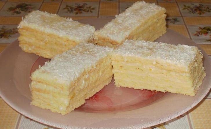 Prăjitură irezistibilă cu cremă de lămâie. Gata în 30 de minute!