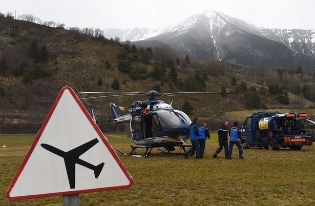 Ipoteză şocantă: avionul Germanwings prăbuşit cu 149 de persoane la bord, sabotat de un hacker