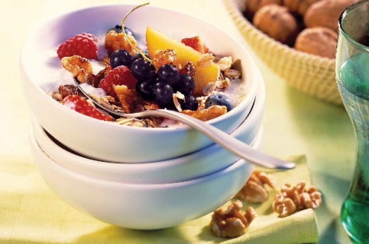 Iaurtul, efect uimitor asupra organismului. Reduce riscul de diabet şi boli de inimă