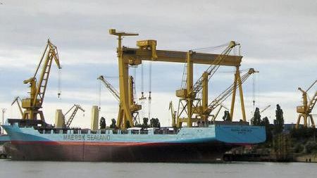 Patru marinari români, la bordul navei sechestrate de iranieni