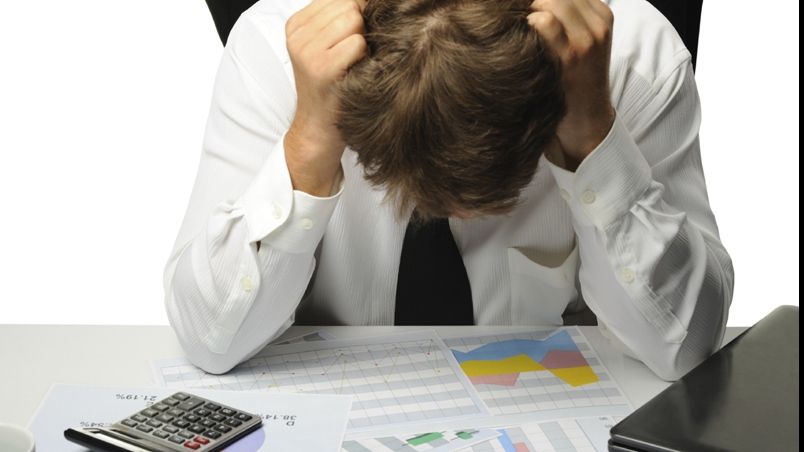 Raport îngrijorător al BNR: firmele evită creditele și  se tem de cursul leu - euro