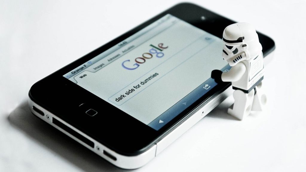 E cea mai mare iluzie! Ne credem mai deștepți decât suntem