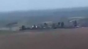 Momentul în care o maşină capcană este proiectată în aer