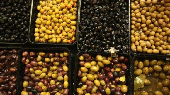 Ferește-te de aceste măsline când mergi la cumpărături! Sunt TOXICE - Nu vei mai cumpăra niciodată după ce vei citi ASTA